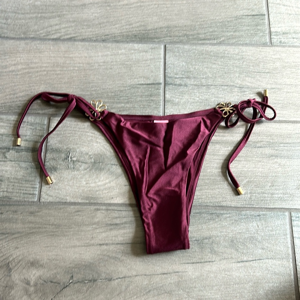 Hunkemoller burgundy bikini bottom